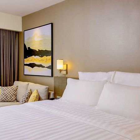 Novotel Suites Manila At Acqua Mandaluyong Kültér fotó