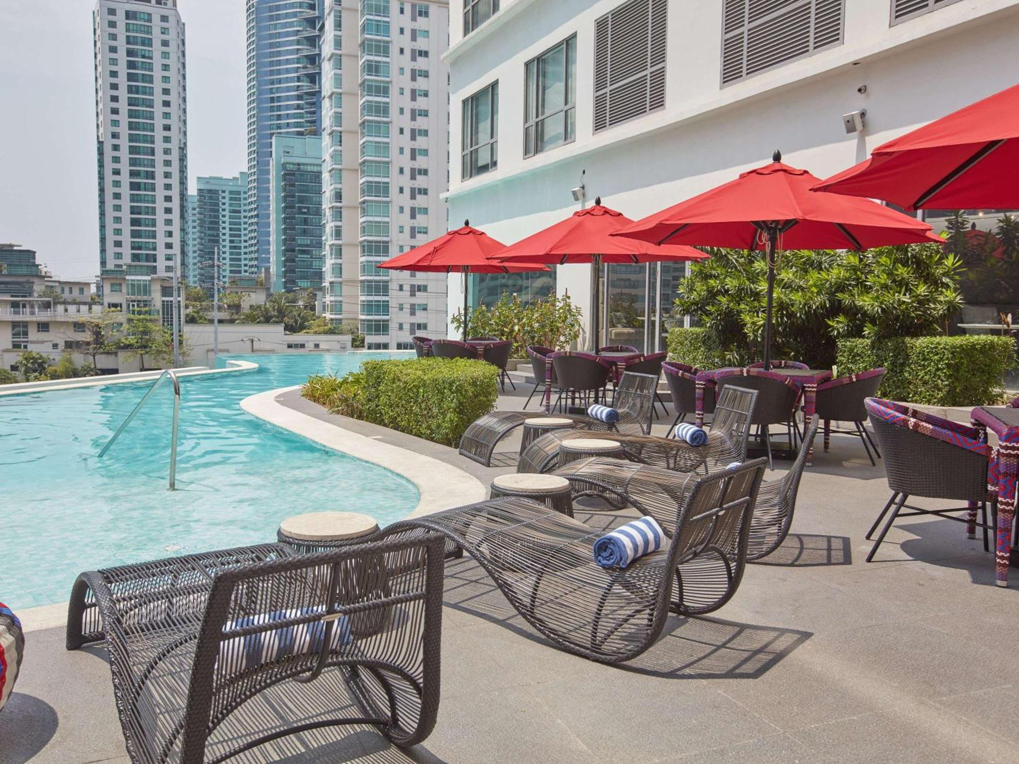 Novotel Suites Manila At Acqua Mandaluyong Kültér fotó