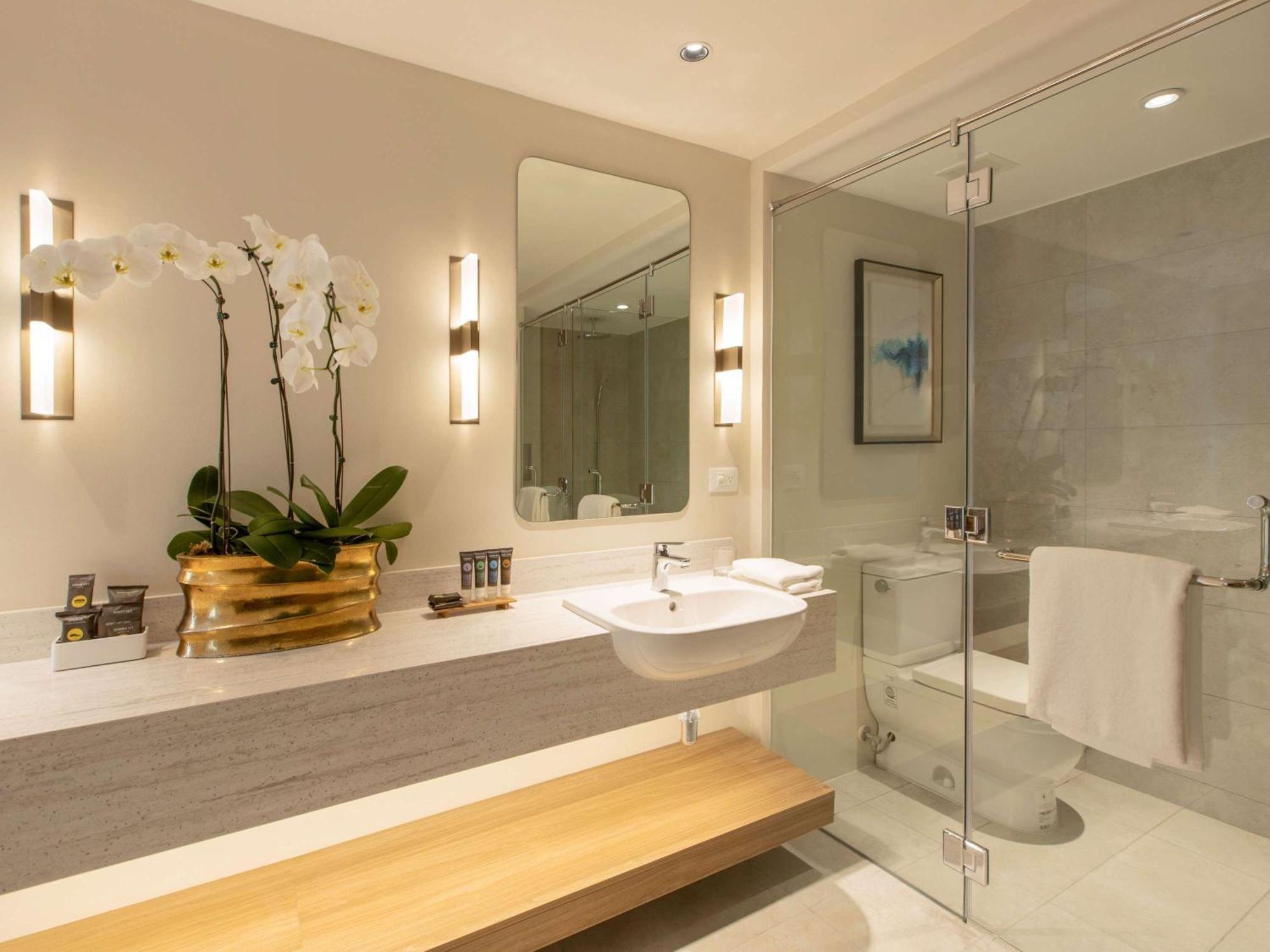 Novotel Suites Manila At Acqua Mandaluyong Kültér fotó