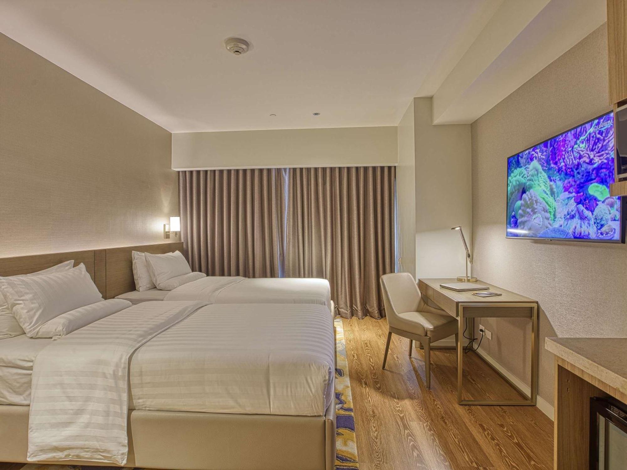 Novotel Suites Manila At Acqua Mandaluyong Kültér fotó