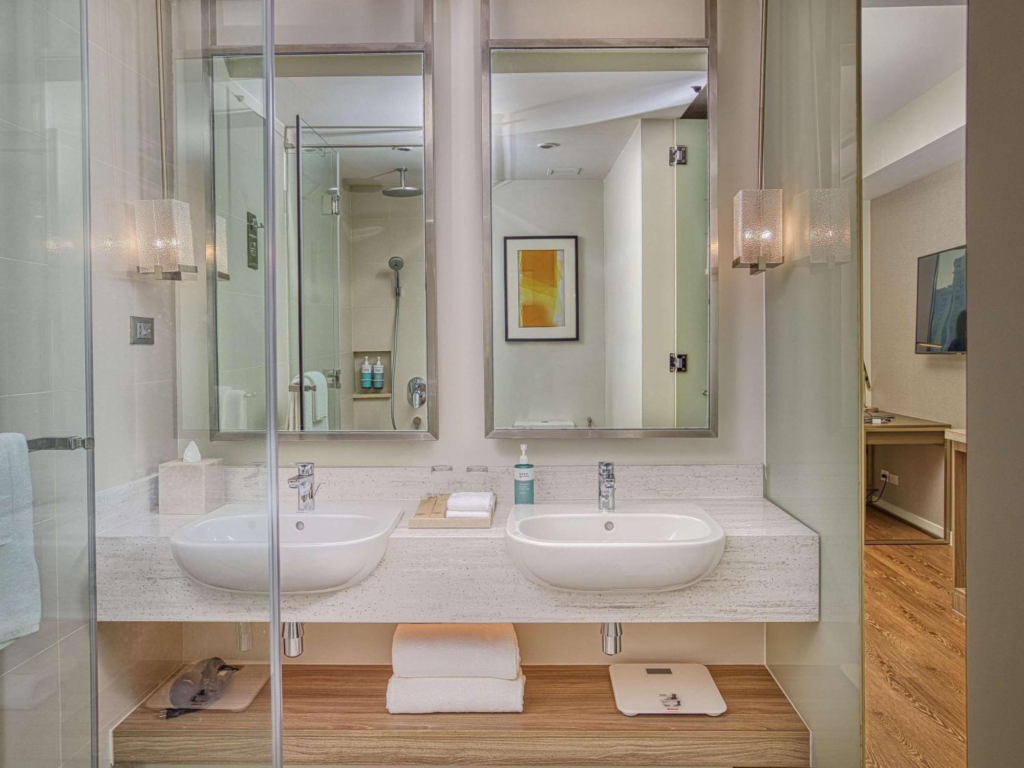 Novotel Suites Manila At Acqua Mandaluyong Kültér fotó