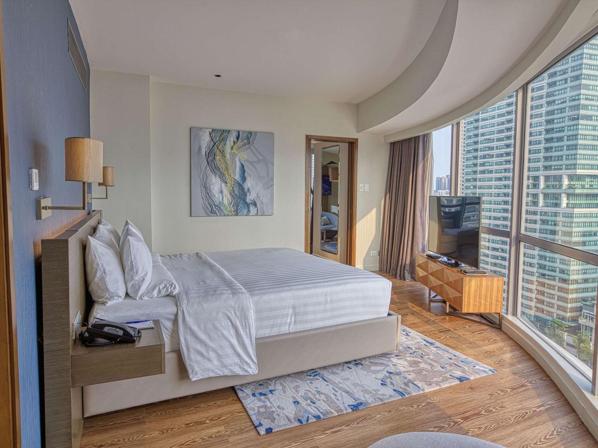 Novotel Suites Manila At Acqua Mandaluyong Kültér fotó